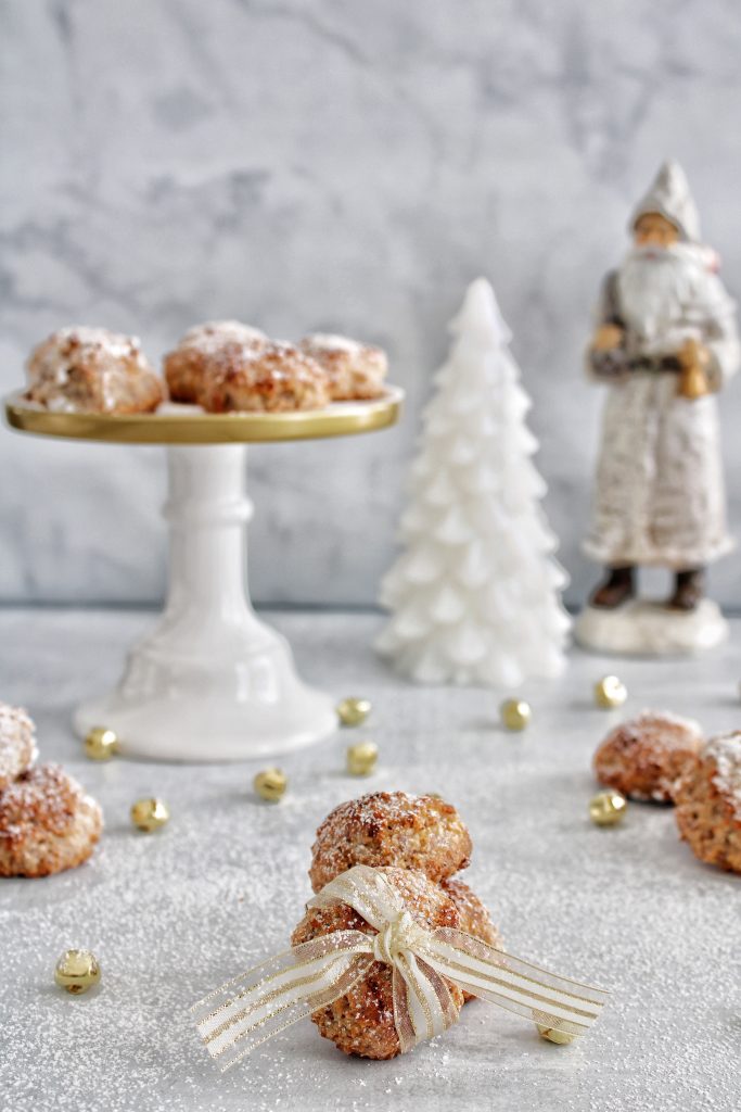 Italian Amaretti Cookies